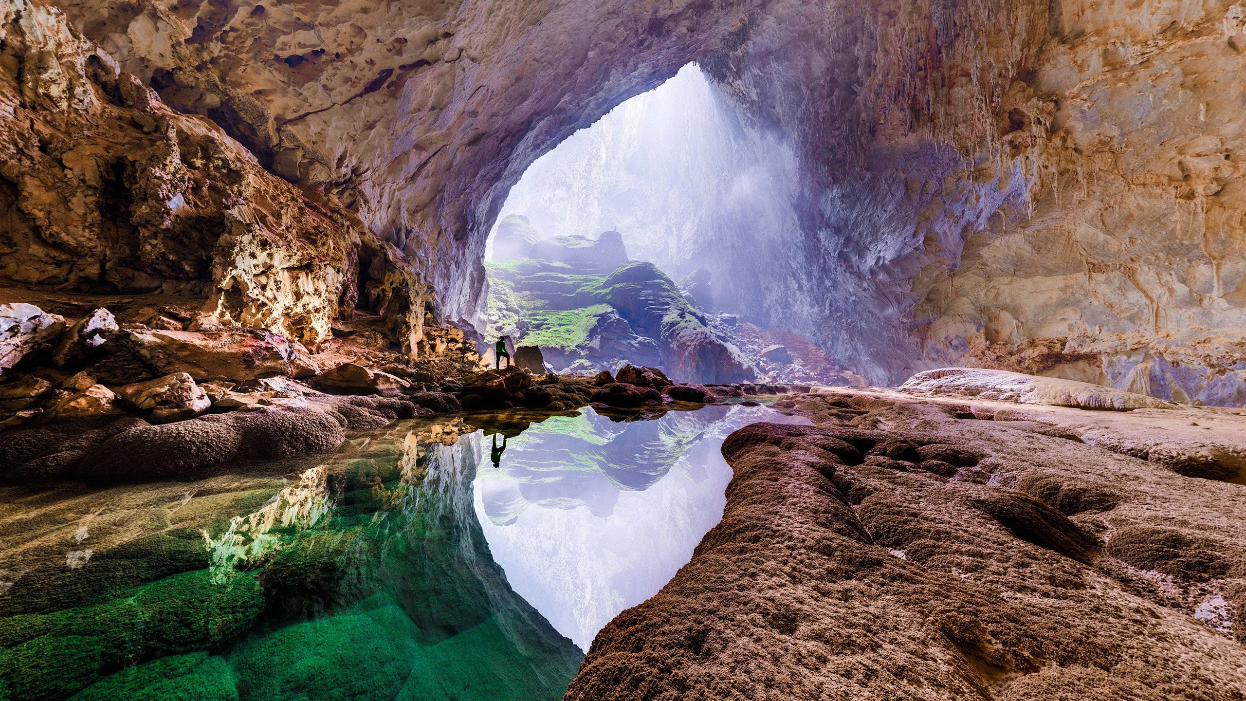 Son Doong cave interior.